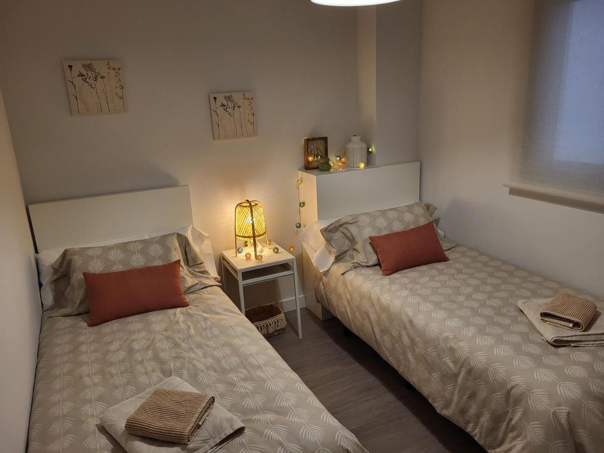 Апартаменты Alazan Jerez Ii-Parking Gratis-Wifi-Netflix Херес-де-ла-Фронтера Экстерьер фото